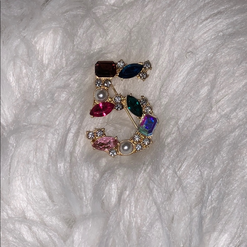 No 5 Brooch